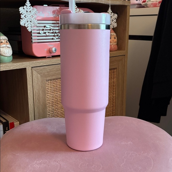 30 oz Stanley - Cherry Blossom - Picture 5 of 10